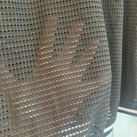 Forever 21 Plus | Mesh Top - Picture 5 of 6